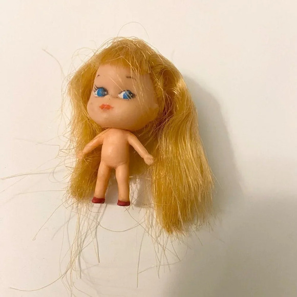 Vintage Liddle Kiddle Laffy Lemon Doll and Unmarked Miniature 2 Inch Doll - Picture 10 of 16